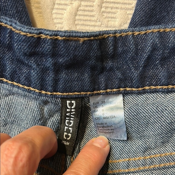 H&M Women's High Rise Wide Leg Dark Blue Jeans. Size 6 - Picture 3 of 8